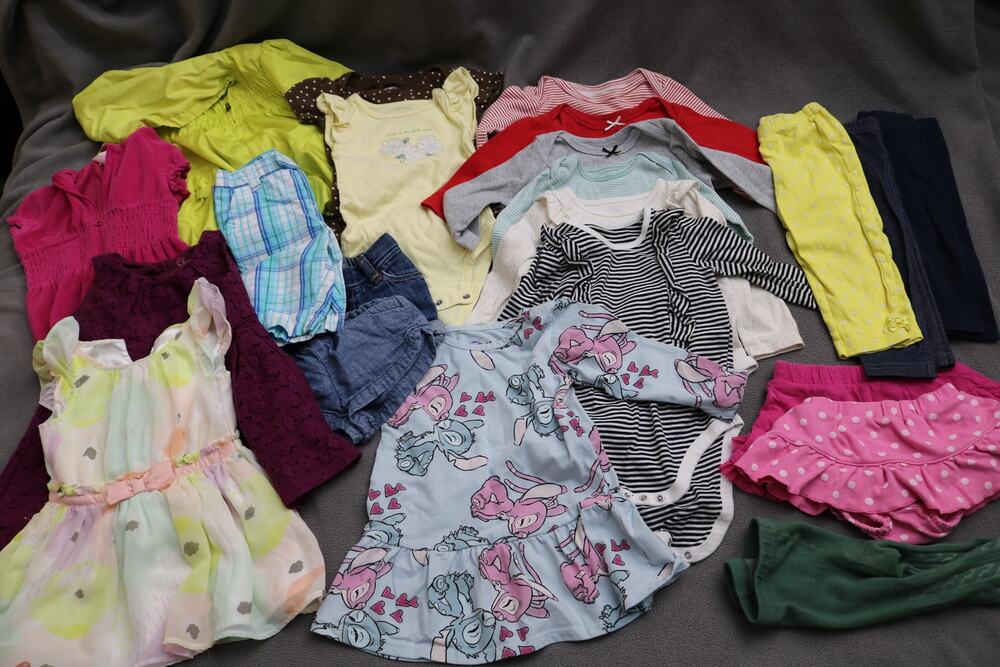 GIRLS 18 MONTHS Lot 21 PCS Hudson Baby Bodysuits Dresses Cat and Jack Clothes